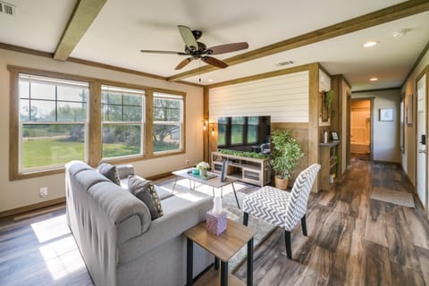 Pet-Friendly Hill Country Hideaway w/ Deck House in Rio Grande