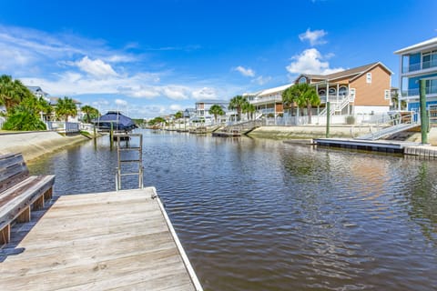 Spacious Home w/ Boat Dock in Ocean Isle Beach! House in Ocean Isle Beach