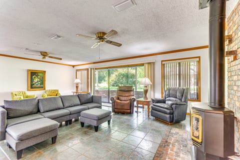 Pensacola Home ~ 13 Mi to Perdido Bay! House in Alabama