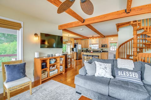 Bayfront Home w/ Private Beach in Vaughn! House in Hood Canal