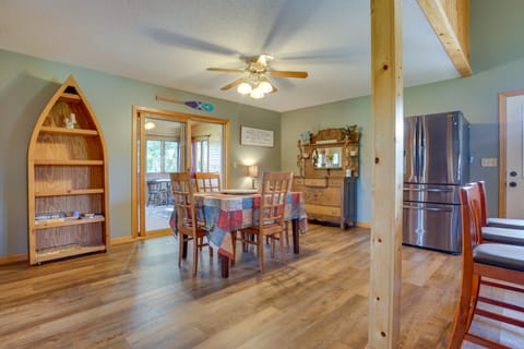 'Wet Feet Retreat' Year-Round Cabin in Frederic House in Wisconsin