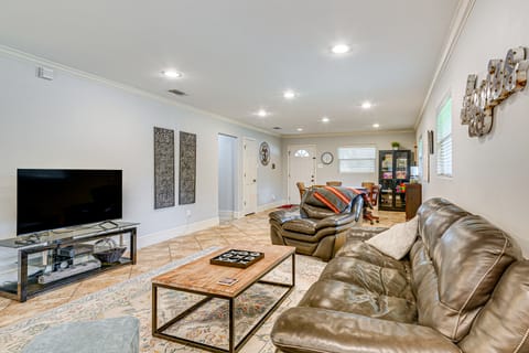 Walk to Texas A&M: College Station Home w/ Yard! House in College Station