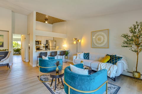 1 Mi to Dtwn: Condo w/ Pool Access in Castle Rock Apartment in Castle Rock