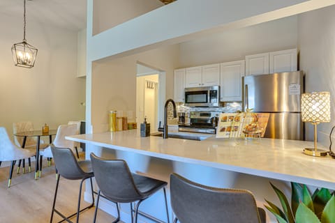 1 Mi to Dtwn: Condo w/ Pool Access in Castle Rock Apartment in Castle Rock