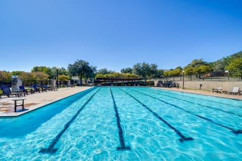 6 Mi to SeaWorld: Pet-Friendly Home w/ Pool Access House in San Antonio