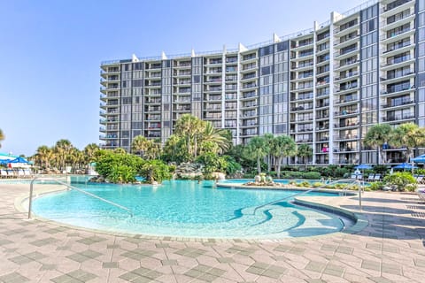 Pool & Beach Trolley Access: PCB Resort Condo! Apartment in Panama City Beach