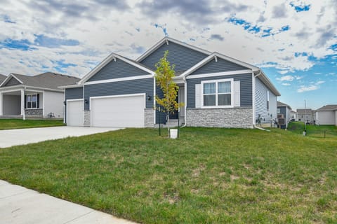 1 Mi to Golf: Quiet Waukee Home w/ Fireplace! House in Iowa