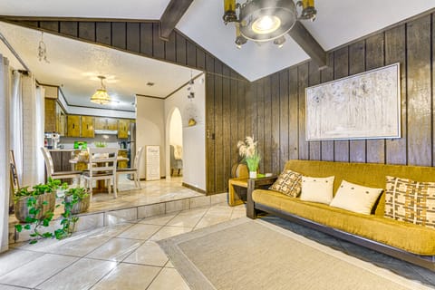 8 Mi to Downtown Little Rock: Home w/ Patio House in Little Rock