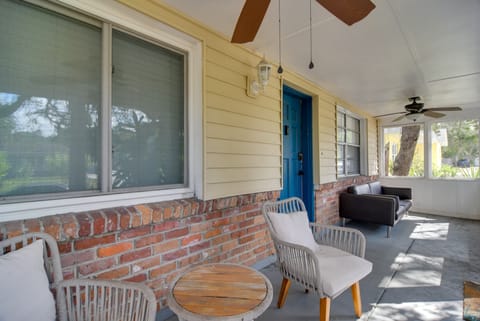 4 Mi to Dtwn: Pet-Friendly Tampa Retreat Apartment in Tampa