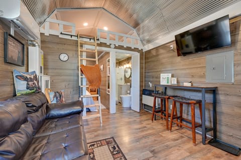 Cabin w/ Trail & Pond Access in Steamboat Rock! Apartment in Iowa