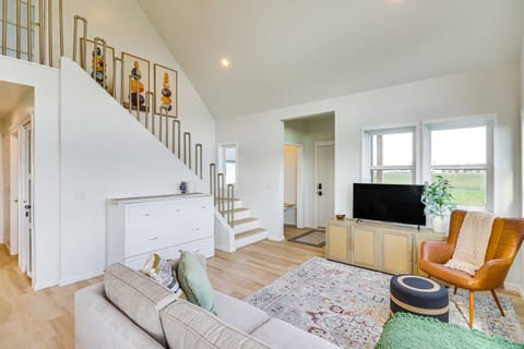 Kalispell Mountain Getaway w/ Hot Tub & Fire Pit! House in Idaho