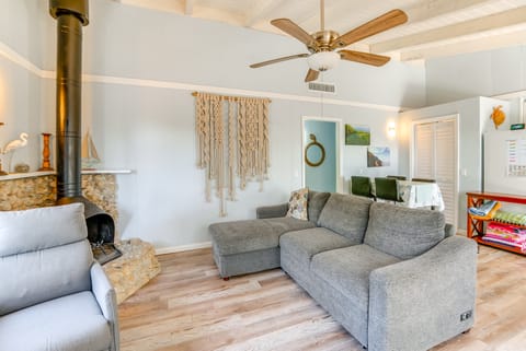 Home Near Beach in Alligator Point: Rooftop Deck! House in Florida