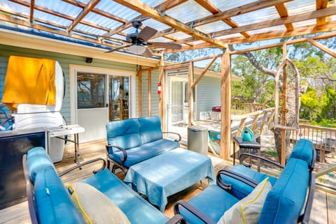 Home Near Beach in Alligator Point: Rooftop Deck! House in Florida
