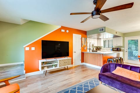 Resort-Style PCB Townhome: Beach Access & Pools! Apartment in Panama City Beach