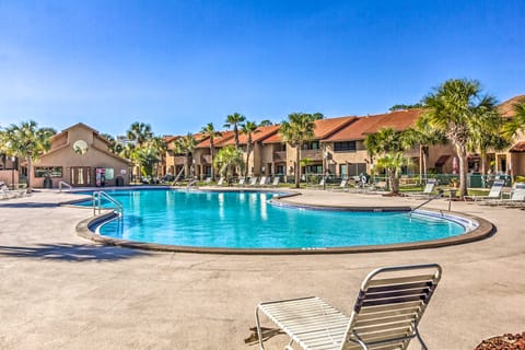 Resort-Style PCB Townhome: Beach Access & Pools! Apartment in Panama City Beach