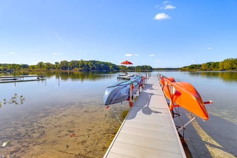 Goose Lake Home: 13 Mi to Michigan Int'l Speedway House in Ohio
