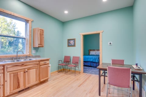 Snowmobile & Recharge! Next to Bill Nicholls Trail Apartment in Wisconsin