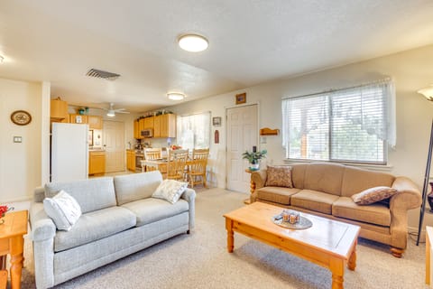 Mtn Views & Private Courtyard: Home in Pueblo West House in Pueblo West