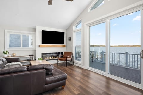 Game Room! Waterfront Group Haven in Ocean Pines House in Ocean Pines