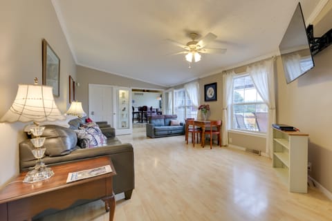 'The Country House' - Kalkaska Retreat w/ Fire Pit House in Michigan