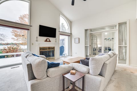 Lakefront Home w/ Deck & Dock in Oscoda Twp! House in Oscoda Township