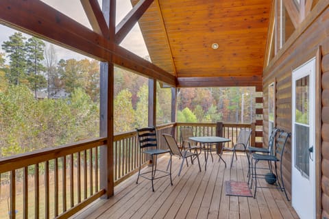 1 Mi to Current River: Sunset-View Van Buren Cabin House in Van Buren