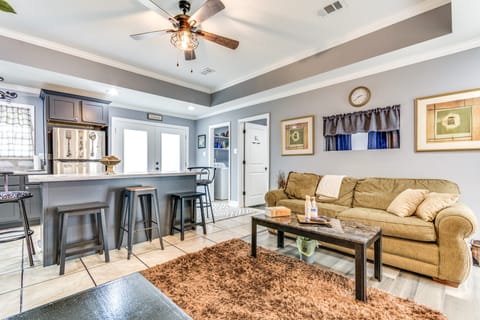 8 Mi to Dwtn Little Rock - Home w/ Fenced Yard! House in Little Rock