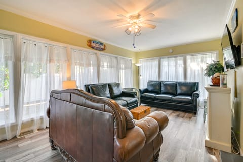 Steps to Ocean: Surfside Beach Home w/ Patio House in Surfside Beach