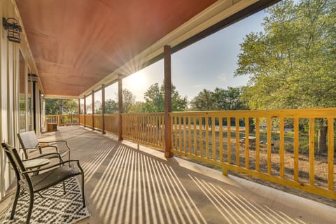 Walk to Guadalupe River: Seguin Home w/ Fire Pit House in Seguin