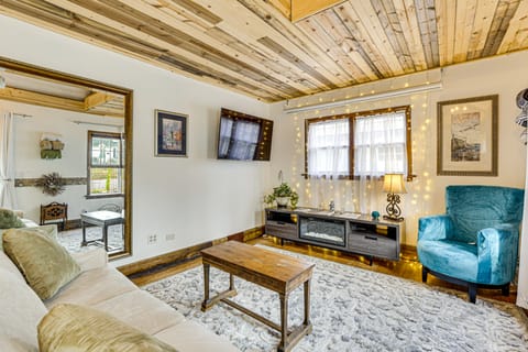 Walk to Downtown: Eclectic Wisconsin Dells Home House in Wisconsin Dells