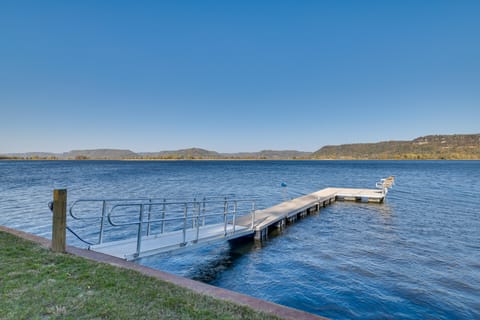 Dock & Views: Waterfront Home in Wabasha! House in Wisconsin