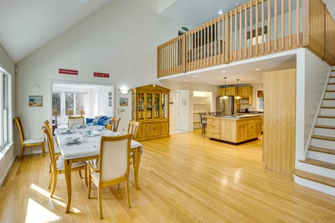 2 Mi to Winnipesaukee Shores: Gunstock Retreat House in Gilford