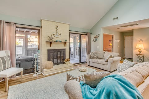 Cozy North Myrtle Beach Home: 3 Blocks to Ocean! House in North Myrtle Beach