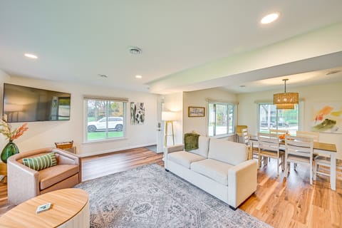 Home on Legacy Hills Golf Course w/ Patio! House in LaPorte County