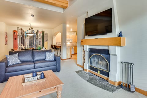 Ski-In/Out Solitude Ski Village Condo w/ Hot Tubs Apartment in Wasatch County