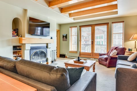 Ski-In/Out Solitude Ski Village Condo w/ Hot Tubs Apartment in Wasatch County