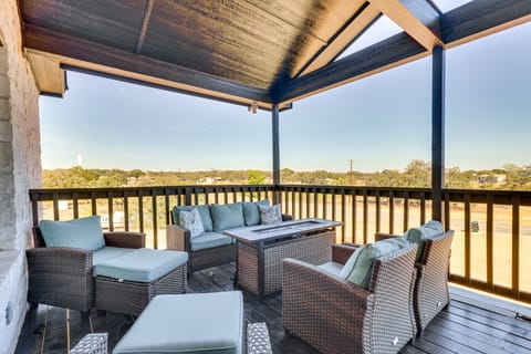 Walk to Water: Game Room at Buchanan Dam Home! House in Lake Buchanan