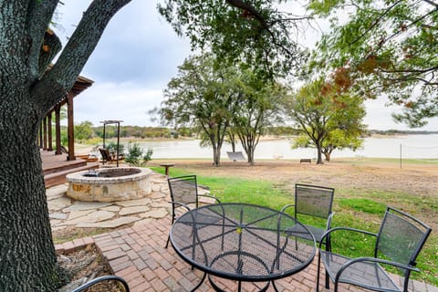 Lake Gem: Private Dock & Large Patio in Lewisville House in Little Elm