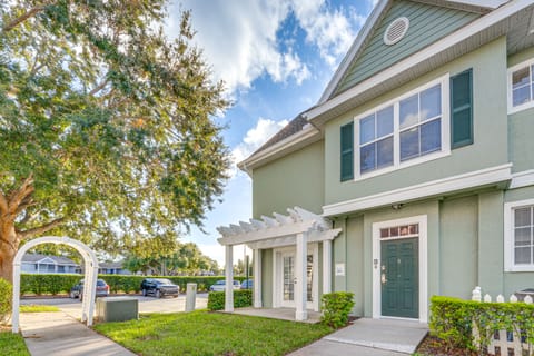 14 Mi to Disney World: Kissimmee Condo w/ Perks! Apartment in Kissimmee