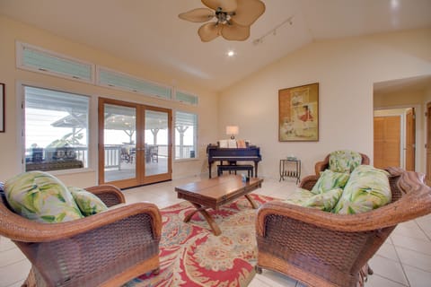 Lanai + Ocean Views: Secluded Holualoa Retreat! Apartment in Holualoa