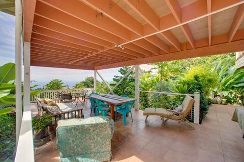 8 Mi to Magic Sands Beach: Tranquil Home w/ Lanai! Apartment in Holualoa