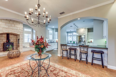 Near Golfing & Parks: Serene San Antonio Home House in San Antonio