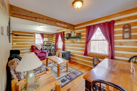 Picnics & Bonfires: Rosedale Retreat! Cottage in Ohio