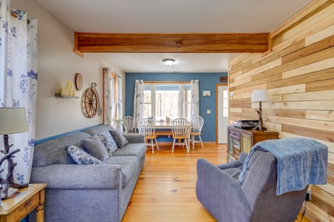 Shared Pond & Trails: Rosedale Cottage! Cottage in Ohio