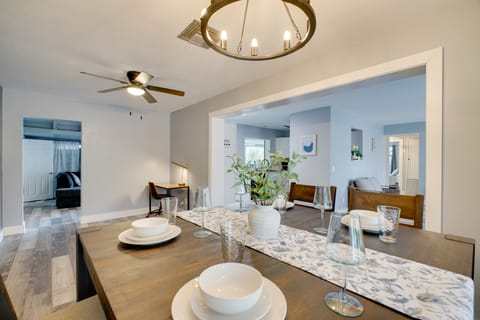 < 1 Mi to Four Freedoms Beach: Canal-Front Getaway House in Cape Coral