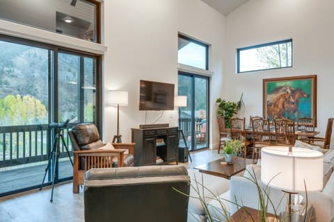 Mountain-View Home Near Hiking in Alpine! House in Wyoming