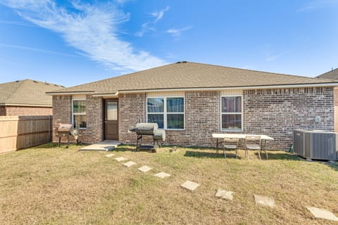 Families w/ Pets Welcome! Home 22 Mi to Dtwn OKC House in Oklahoma City