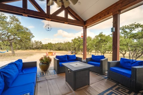 Family-Friendly Johnson City Home Near State Parks House in Rio Grande