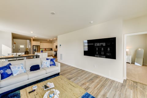 5 Mi to Bethany Beach: Home w/ Pool + Gym Access! House in Sussex County