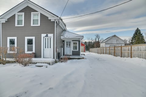 'The Olde Westerlo Village House' - Winter Retreat House in Capital District, NY, USA